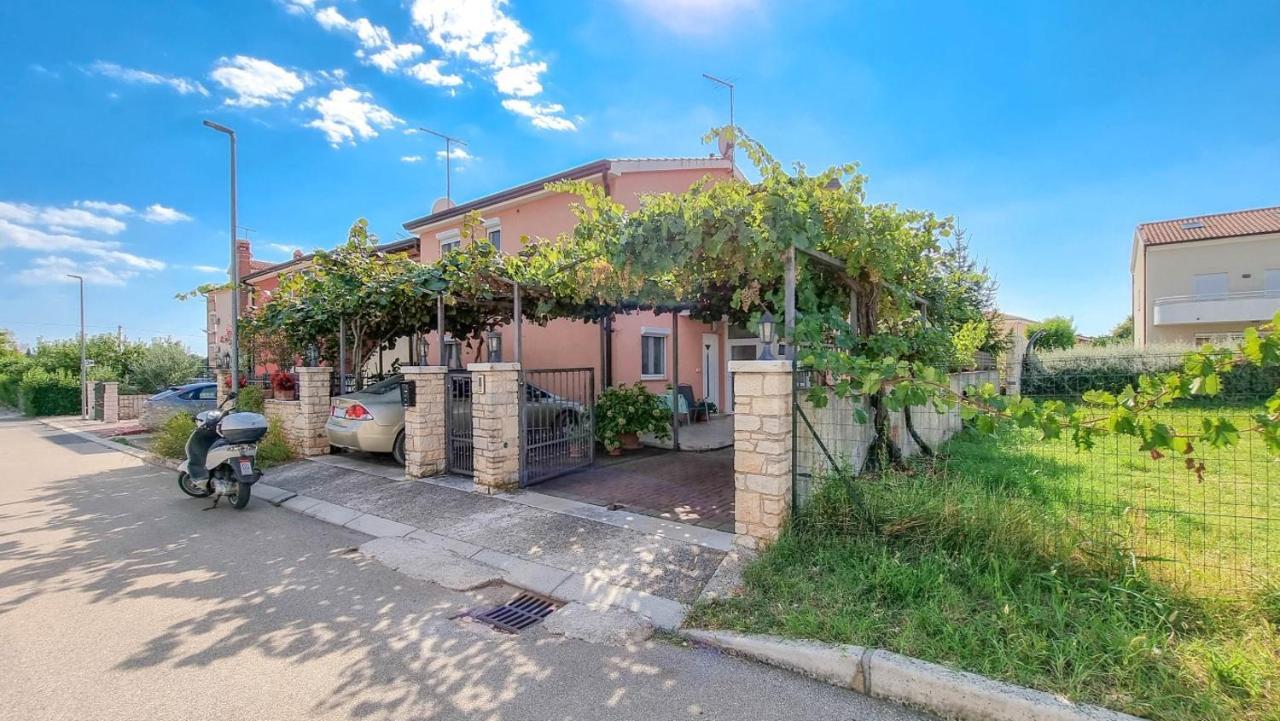 Stelia Apartman Novigrad Istria Kültér fotó