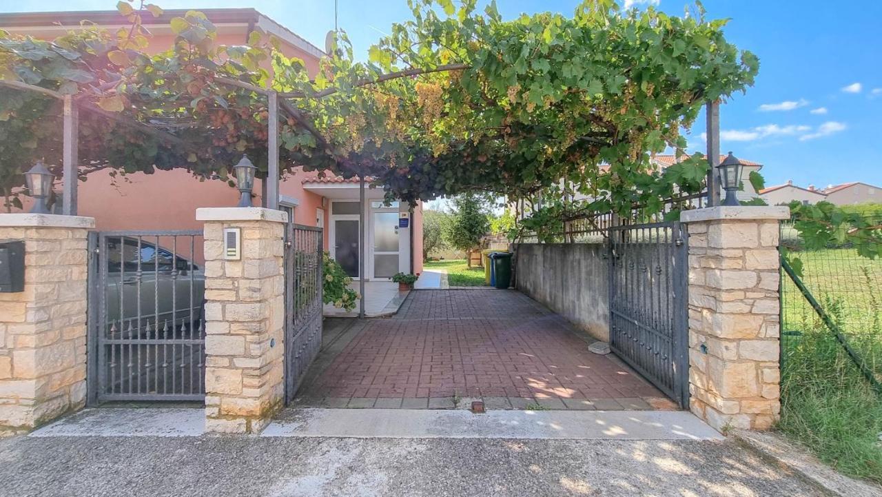 Stelia Apartman Novigrad Istria Kültér fotó